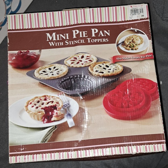 NWT-Easter SALE! 2 Bunny & Egg Cakelette pans-Mini Pies & Springform set - Picture 4 of 7